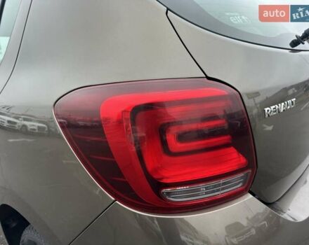 Коричневый Рено Сандеро, объемом двигателя 1 л и пробегом 97 тыс. км за 7950 $, фото 10 на Automoto.ua