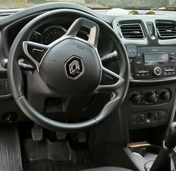 Коричневый Рено Сандеро, объемом двигателя 1 л и пробегом 95 тыс. км за 8500 $, фото 5 на Automoto.ua