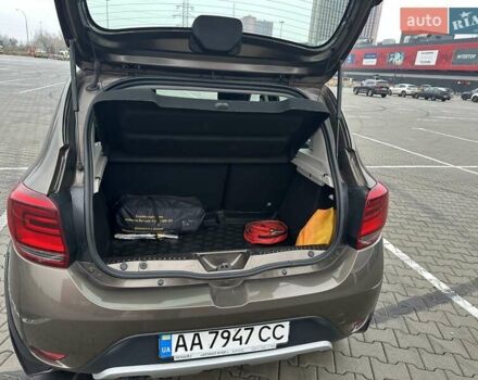 Коричневий Рено Сандеро, об'ємом двигуна 0.9 л та пробігом 80 тис. км за 11411 $, фото 20 на Automoto.ua