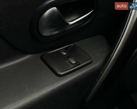 Коричневый Рено Сандеро, объемом двигателя 0.9 л и пробегом 72 тыс. км за 10500 $, фото 16 на Automoto.ua