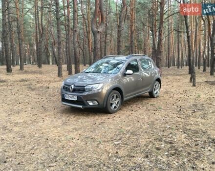 Коричневий Рено Сандеро, об'ємом двигуна 0.9 л та пробігом 80 тис. км за 11411 $, фото 3 на Automoto.ua