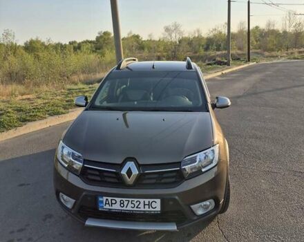 Коричневый Рено Сандеро, объемом двигателя 0.9 л и пробегом 61 тыс. км за 10900 $, фото 1 на Automoto.ua