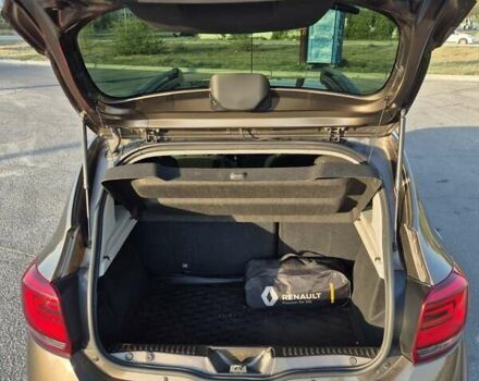 Коричневый Рено Сандеро, объемом двигателя 0.9 л и пробегом 61 тыс. км за 10900 $, фото 9 на Automoto.ua