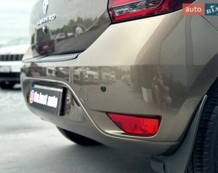 Коричневий Рено Сандеро, об'ємом двигуна 1 л та пробігом 105 тис. км за 8698 $, фото 15 на Automoto.ua