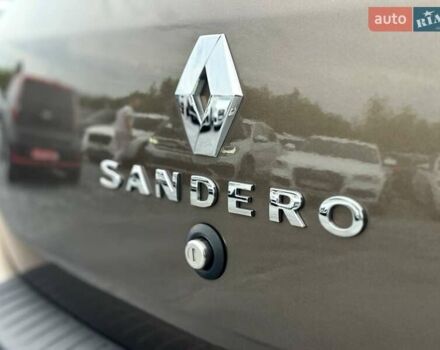 Коричневий Рено Сандеро, об'ємом двигуна 1 л та пробігом 105 тис. км за 8698 $, фото 16 на Automoto.ua
