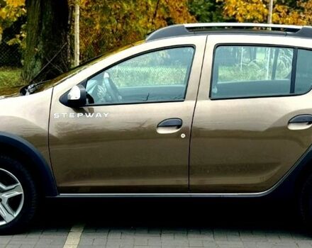 Коричневый Рено Сандеро, объемом двигателя 0 л и пробегом 78 тыс. км за 10999 $, фото 3 на Automoto.ua