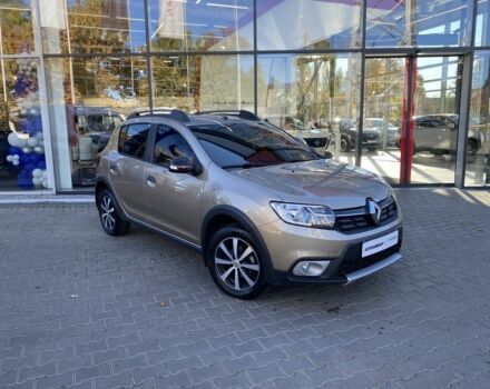 Коричневый Рено Сандеро, объемом двигателя 0 л и пробегом 61 тыс. км за 11700 $, фото 1 на Automoto.ua