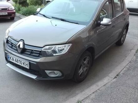 Рено Сандеро 2019 в Киеве на Automoto.ua Коричневый Рено Сандеро, объемом двигателя 0.9 л и пробегом 37 тыс. км за 9000 $, фото 1 на Automoto.ua