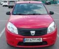 Рено Сандеро 2009 в Киеве на Automoto.ua Красный Рено Сандеро, объемом двигателя 1.4 л и пробегом 131 тыс. км за 4400 $, фото 6 на Automoto.ua