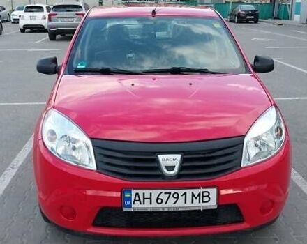 Красный Рено Сандеро, объемом двигателя 1.4 л и пробегом 131 тыс. км за 4400 $, фото 5 на Automoto.ua