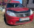 Красный Рено Сандеро, объемом двигателя 1.39 л и пробегом 208 тыс. км за 3000 $, фото 1 на Automoto.ua