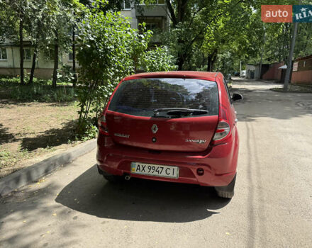 Красный Рено Сандеро, объемом двигателя 1.4 л и пробегом 150 тыс. км за 5200 $, фото 5 на Automoto.ua