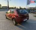 Рено Сандеро 2011 в Львове на Automoto.ua Красный Рено Сандеро, объемом двигателя 1.39 л и пробегом 252 тыс. км за 3700 $, фото 6 на Automoto.ua
