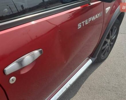 Красный Рено Сандеро, объемом двигателя 1.6 л и пробегом 185 тыс. км за 6200 $, фото 7 на Automoto.ua