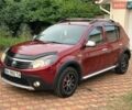 Красный Рено Сандеро, объемом двигателя 1.6 л и пробегом 90 тыс. км за 7999 $, фото 1 на Automoto.ua
