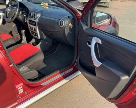 Красный Рено Сандеро, объемом двигателя 1.6 л и пробегом 76 тыс. км за 6800 $, фото 9 на Automoto.ua