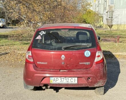 Красный Рено Сандеро, объемом двигателя 1.4 л и пробегом 150 тыс. км за 1500 $, фото 4 на Automoto.ua
