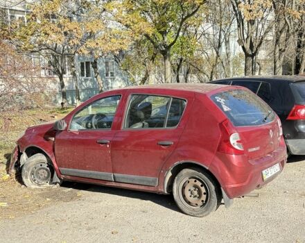 Красный Рено Сандеро, объемом двигателя 1.4 л и пробегом 150 тыс. км за 1500 $, фото 3 на Automoto.ua