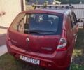 Красный Рено Сандеро, объемом двигателя 1.39 л и пробегом 90 тыс. км за 4500 $, фото 1 на Automoto.ua