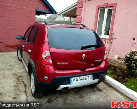 Червоний Рено Сандеро, об'ємом двигуна 1.6 л та пробігом 167 тис. км за 5950 $, фото 1 на Automoto.ua