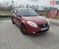 Красный Рено Сандеро, объемом двигателя 1.6 л и пробегом 170 тыс. км за 5999 $, фото 18 на Automoto.ua