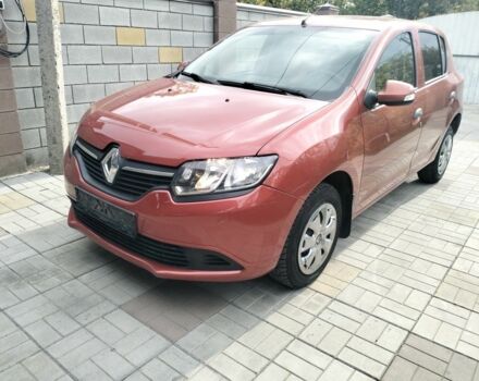 Красный Рено Сандеро, объемом двигателя 1.46 л и пробегом 216 тыс. км за 7300 $, фото 2 на Automoto.ua