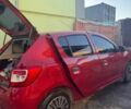 Красный Рено Сандеро, объемом двигателя 1.1 л и пробегом 146 тыс. км за 6000 $, фото 2 на Automoto.ua