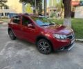 Красный Рено Сандеро, объемом двигателя 1.6 л и пробегом 167 тыс. км за 6800 $, фото 1 на Automoto.ua
