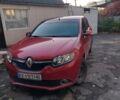 Красный Рено Сандеро, объемом двигателя 1.1 л и пробегом 72 тыс. км за 6500 $, фото 1 на Automoto.ua