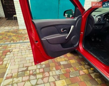 Красный Рено Сандеро, объемом двигателя 1.46 л и пробегом 80 тыс. км за 7777 $, фото 27 на Automoto.ua