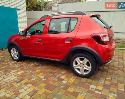 Красный Рено Сандеро, объемом двигателя 1.46 л и пробегом 80 тыс. км за 7777 $, фото 2 на Automoto.ua