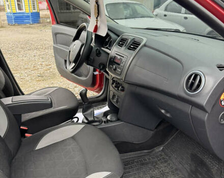 Красный Рено Сандеро, объемом двигателя 1.46 л и пробегом 141 тыс. км за 8800 $, фото 12 на Automoto.ua