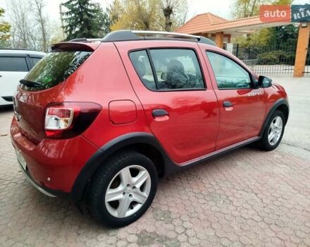 Красный Рено Сандеро, объемом двигателя 1.46 л и пробегом 80 тыс. км за 7777 $, фото 1 на Automoto.ua