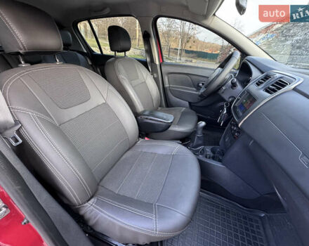 Красный Рено Сандеро, объемом двигателя 1.6 л и пробегом 88 тыс. км за 8799 $, фото 24 на Automoto.ua