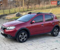 Красный Рено Сандеро, объемом двигателя 1.6 л и пробегом 88 тыс. км за 8799 $, фото 3 на Automoto.ua