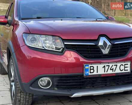 Красный Рено Сандеро, объемом двигателя 1.6 л и пробегом 88 тыс. км за 8799 $, фото 14 на Automoto.ua