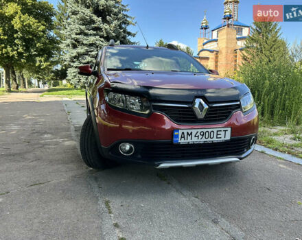 Червоний Рено Сандеро, об'ємом двигуна 1.6 л та пробігом 133 тис. км за 9150 $, фото 2 на Automoto.ua