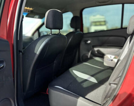 Красный Рено Сандеро, объемом двигателя 1.6 л и пробегом 87 тыс. км за 9900 $, фото 9 на Automoto.ua