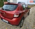 Красный Рено Сандеро, объемом двигателя 0.9 л и пробегом 92 тыс. км за 9000 $, фото 3 на Automoto.ua