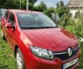 Красный Рено Сандеро, объемом двигателя 0.9 л и пробегом 156 тыс. км за 8500 $, фото 1 на Automoto.ua
