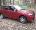 Красный Рено Сандеро, объемом двигателя 1.15 л и пробегом 250 тыс. км за 7000 $, фото 1 на Automoto.ua