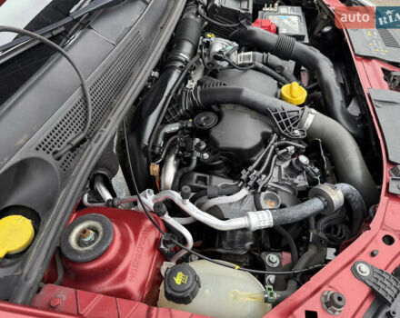 Красный Рено Сандеро, объемом двигателя 1.5 л и пробегом 94 тыс. км за 10700 $, фото 28 на Automoto.ua