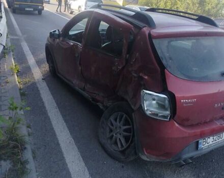 Красный Рено Сандеро, объемом двигателя 1.46 л и пробегом 260 тыс. км за 3950 $, фото 2 на Automoto.ua