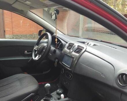 Рено Сандеро 2018 в Днепре (Днепропетровске) на Automoto.ua Красный Рено Сандеро, объемом двигателя 0.9 л и пробегом 66 тыс. км за 9900 $, фото 6 на Automoto.ua