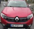 Рено Сандеро 2018 в Днепре (Днепропетровске) на Automoto.ua Красный Рено Сандеро, объемом двигателя 0.9 л и пробегом 66 тыс. км за 9900 $, фото 2 на Automoto.ua