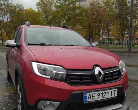 Рено Сандеро 2018 в Днепре (Днепропетровске) на Automoto.ua Красный Рено Сандеро, объемом двигателя 0.9 л и пробегом 66 тыс. км за 9900 $, фото 1 на Automoto.ua