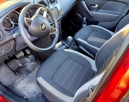 Рено Сандеро 2019 в Каменце-Подольском на Automoto.ua Красный Рено Сандеро, объемом двигателя 0.9 л и пробегом 49 тыс. км за 10700 $, фото 4 на Automoto.ua