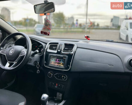 Красный Рено Сандеро, объемом двигателя 0.9 л и пробегом 105 тыс. км за 11900 $, фото 18 на Automoto.ua