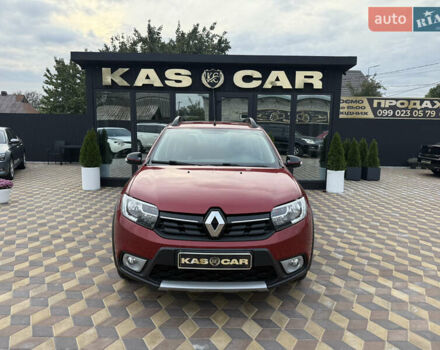 Красный Рено Сандеро, объемом двигателя 0.9 л и пробегом 59 тыс. км за 10300 $, фото 1 на Automoto.ua
