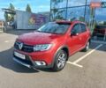 Красный Рено Сандеро, объемом двигателя 0.9 л и пробегом 90 тыс. км за 12000 $, фото 2 на Automoto.ua
